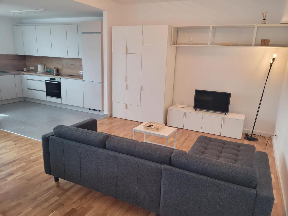 Apartment In Bucharest, Baneasa Green Area Exteriör bild