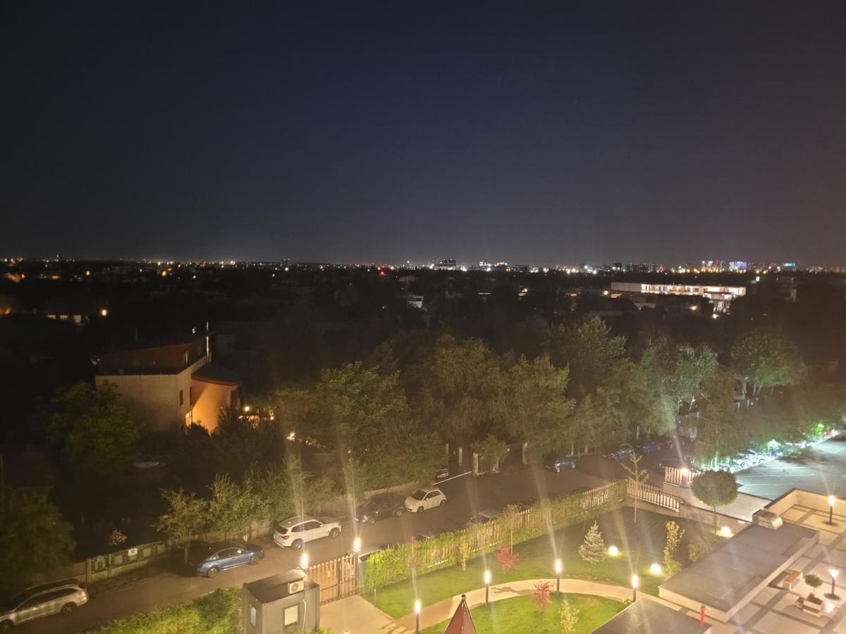 Apartment In Bucharest, Baneasa Green Area Exteriör bild