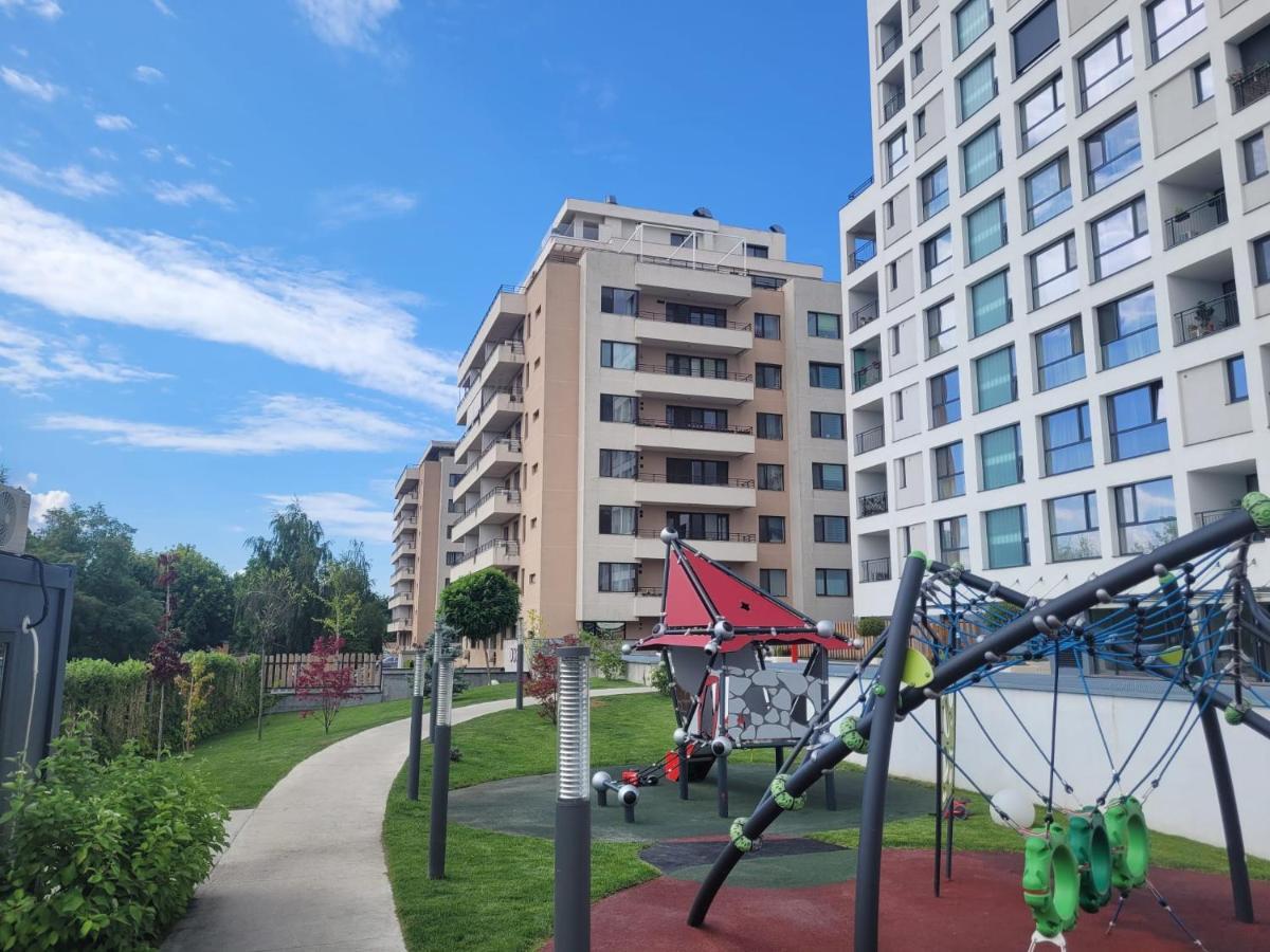 Apartment In Bucharest, Baneasa Green Area Exteriör bild